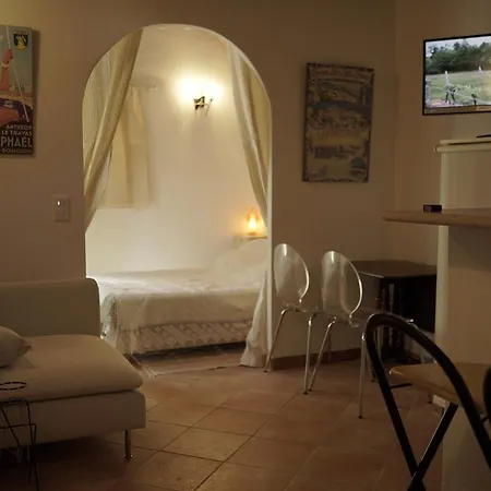 Gæstehus La Maison Des Oliviers 3*