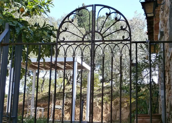 La Maison Des Oliviers Guest house 3*